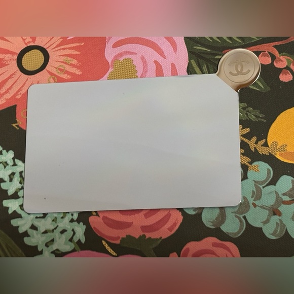 CHANEL Vibrant Pink Compact Mirror and Car Freshener NWOT - Picture 6 of 15